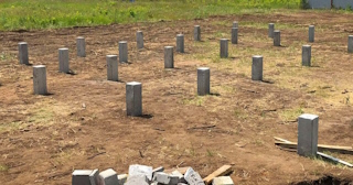 Фундамент на забивных жб сваях под ключ в Благовещенске - фундамент из забивных железобетонных свай цена от 3183 руб/м2